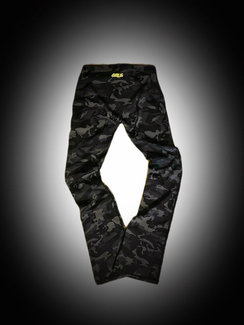 3TG Night Camo Pants - Woman’s